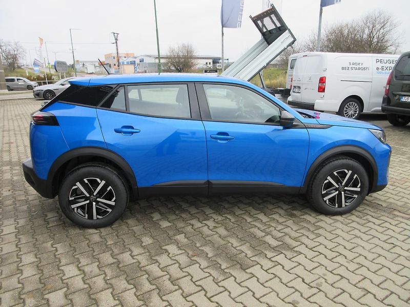 Peugeot 2008 STYLE PureTech 100 k MAN6  - fotka 12 z 34