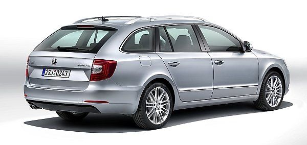 Nová Škoda Superb se představuje