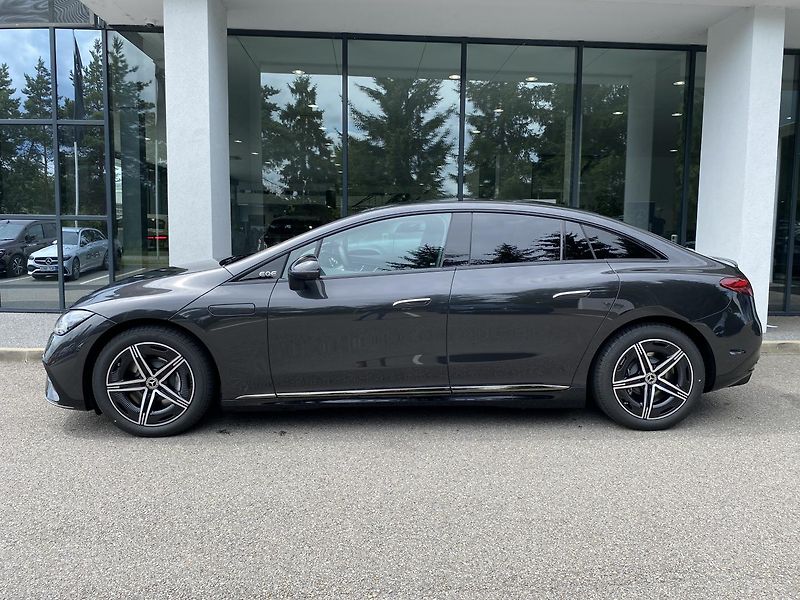 Mercedes-Benz EQE (2024) EQE 500 4M - náhradní vůz - fotka 3 z 9