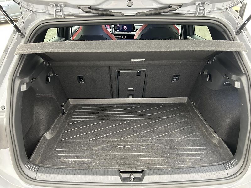 Volkswagen Golf 2.0 GTI  PERFORMANCE - fotka 24 z 29