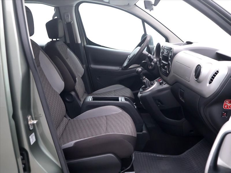 Peugeot Partner Tepee 1,6 VTI 88kW CZ 1.Maj Tažné - fotka 11 z 30