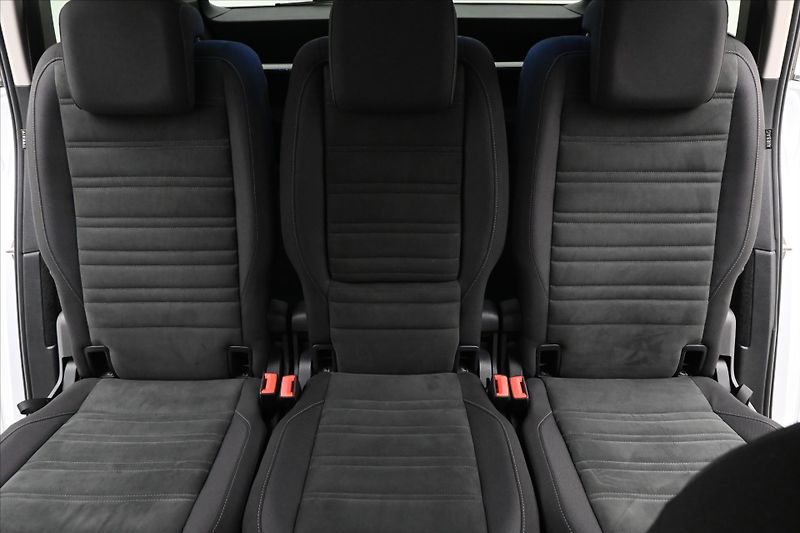 Volkswagen Touran 2,0 TDI 110kW DSG Záruka až 5 - fotka 27 z 30