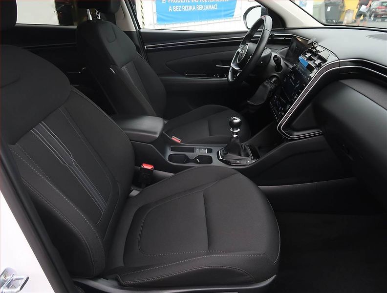 Hyundai Tucson (2022) Smart 1.6 T-GDI, Full led - fotka 9 z 21
