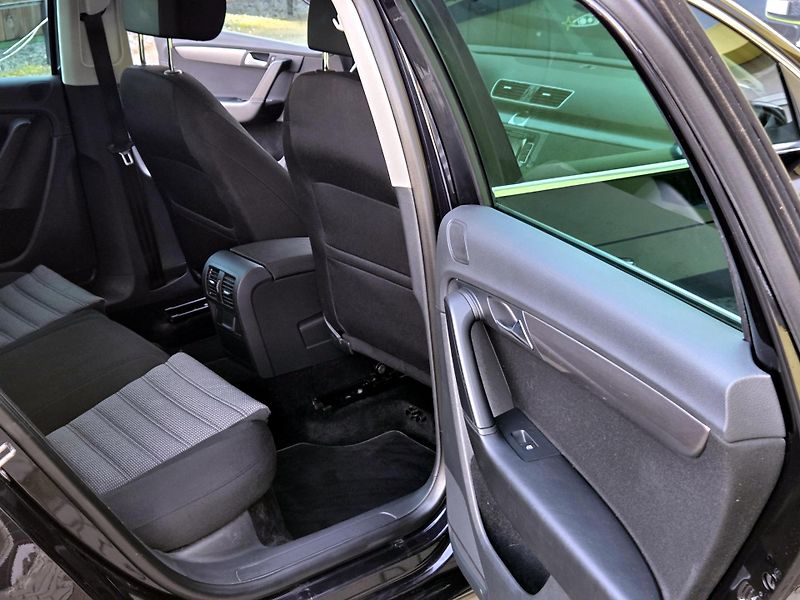 Volkswagen Passat TDi SERV.KNIHA - PERF.STAV     - fotka 23 z 46