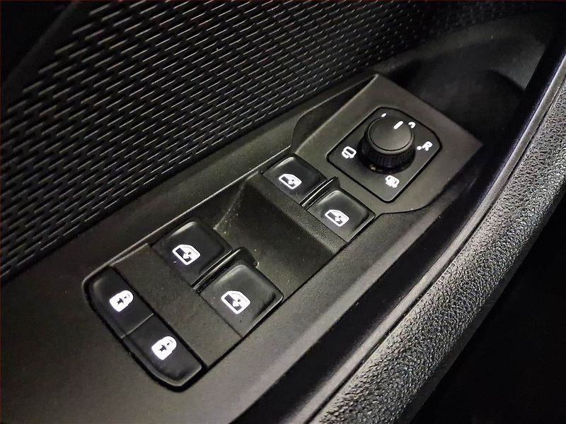 Škoda Octavia (2020) Ambition Plus 2.0 TDI, Automat - fotka 16 z 16