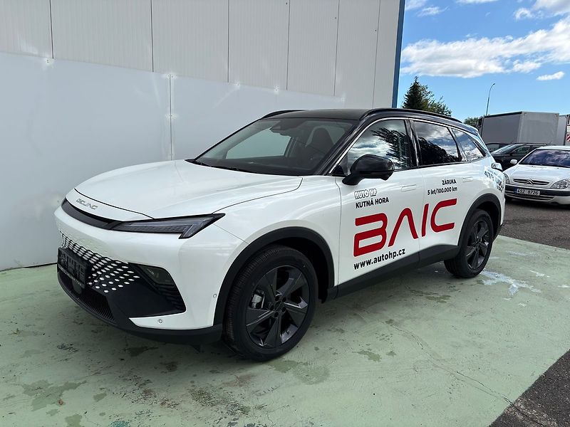 BAIC X5 (2025) 1.5, 138kW, A/T, Kamera, PANO - fotka 3 z 25
