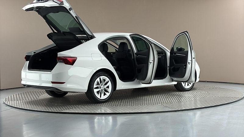 Škoda Octavia 2.0 TDI DSG Style - fotka 6 z 27