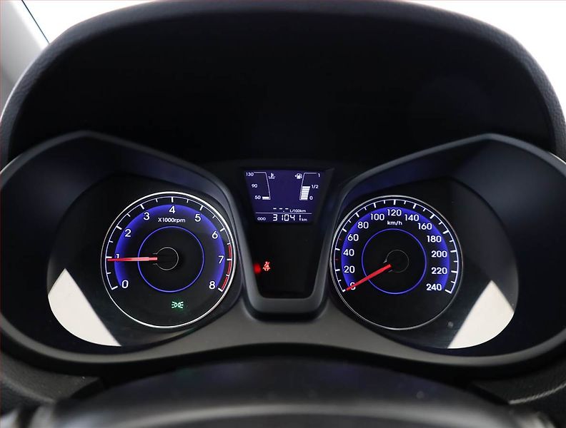 Hyundai ix20 (2015) 1.6 CVVT, Serv.kniha - fotka 9 z 14