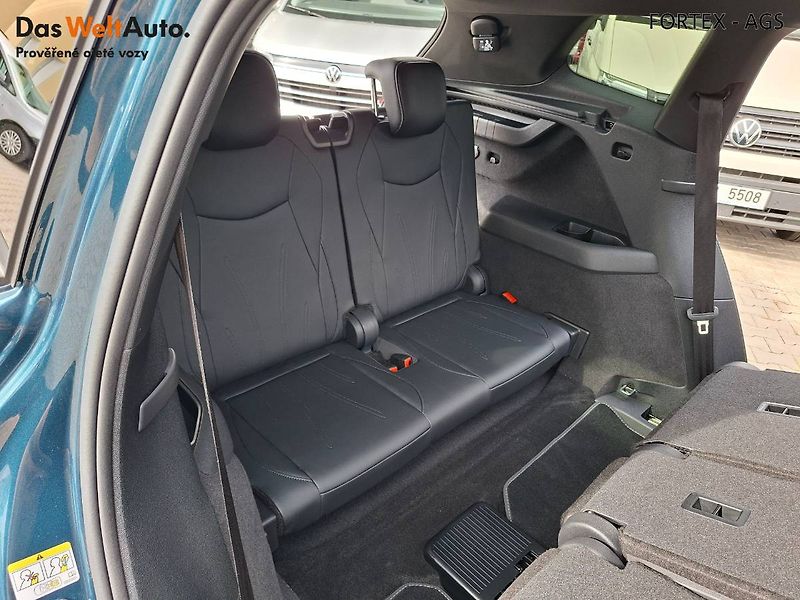 Volkswagen Tayron (2025) R-LINE,2.0 TSI,195kW,4x4,Záruk - fotka 15 z 35