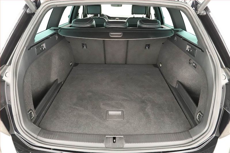 Volkswagen Passat (2020) 2.0 TDI - fotka 19 z 20