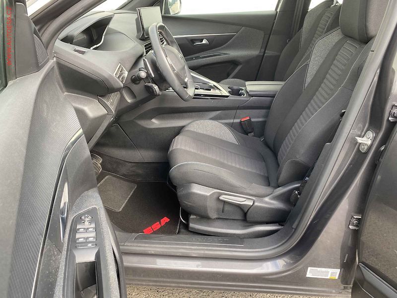 Peugeot 5008 (2023) 1.2 PT, Active, AT, LED, navi - fotka 9 z 20