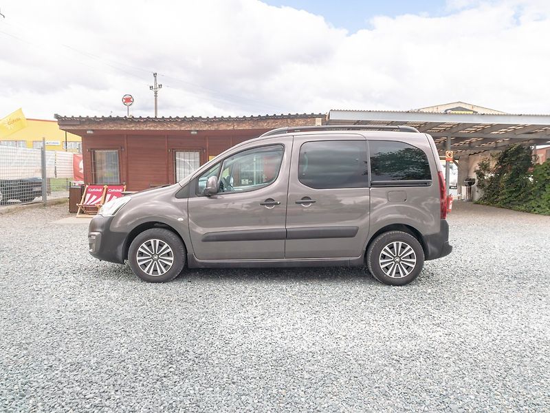 Peugeot Partner (2017) 1.6HDI 73KW – GRIP CONTROL - fotka 8 z 42