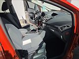 Ford C-MAX 1,6 1 110KW Titanium - náhled 29
