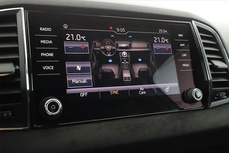 Škoda Karoq (2019) Ambition 1.0 TSI, Navi - fotka 14 z 20