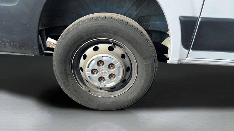 Opel Movano Van 2.2 CDTi 3300 L1H1 MT6 (88 - fotka 43 z 43