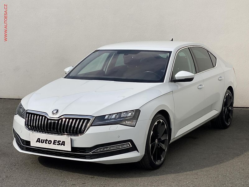 Škoda Superb (2019) 2.0 TDi, ČR, Ambition, DSG - fotka 3 z 18