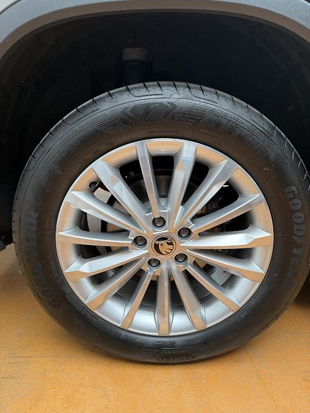 Škoda Kodiaq 2.0 TSI 140 kW Style 4x4 DSG - fotka 21 z 21