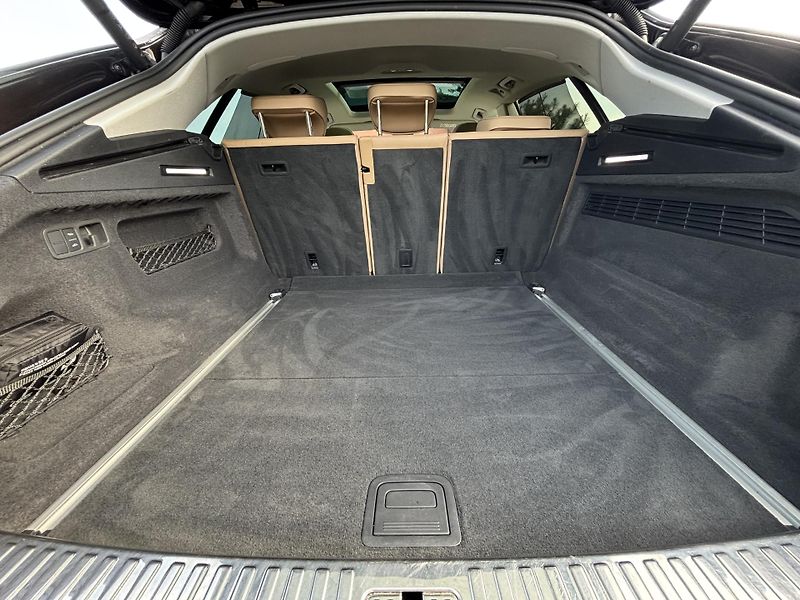 Audi Q8 (2023) 50 TDI,S-line,Q,Vzduch,Nez.top - fotka 23 z 27