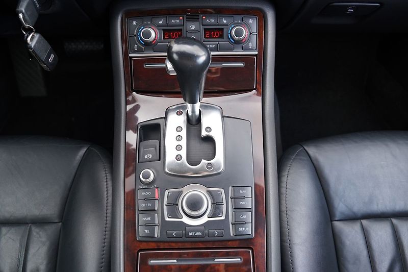 Audi A8 3.0 TDI quattro tiptronic,kůže - fotka 35 z 44