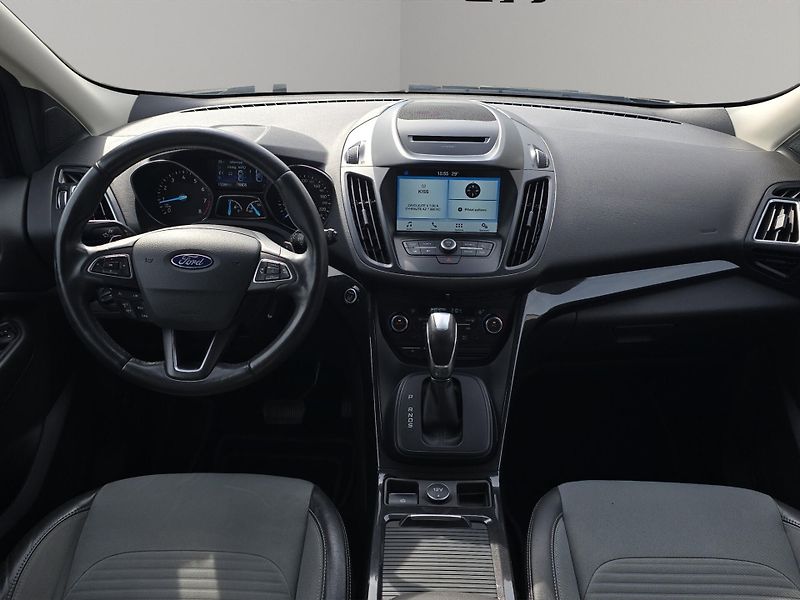 Ford Kuga (2016) Titanium 1.5 EcoBoost 4x4 134k - fotka 9 z 24