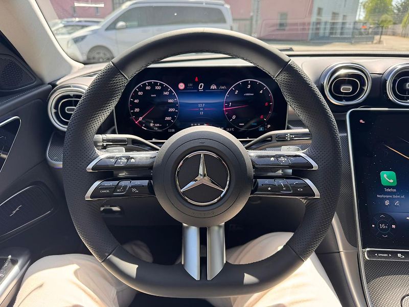 Mercedes-Benz Třídy C (2026) C 220 d 4MATIC - fotka 13 z 24