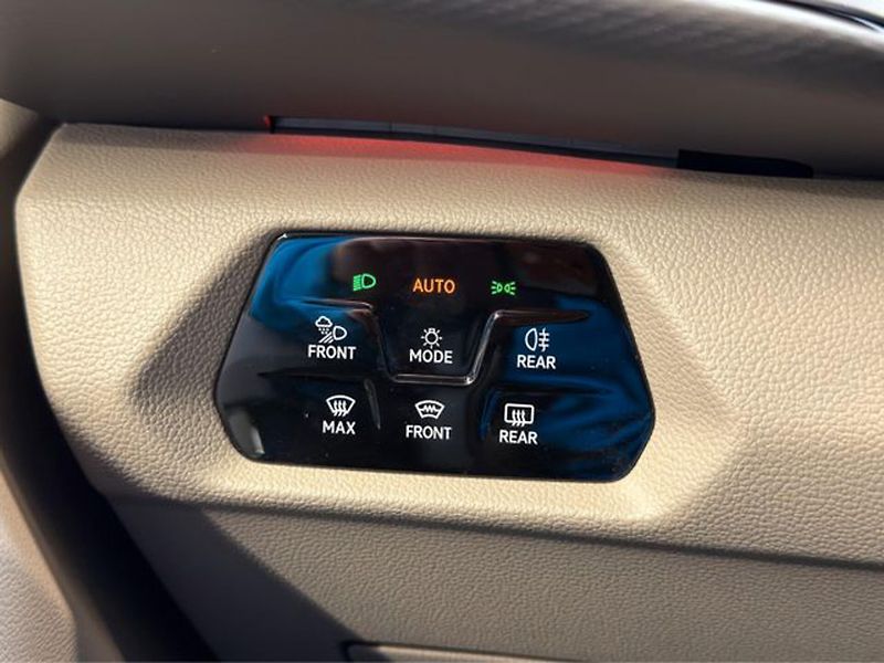 Volkswagen California eHybrid 4M Ocean HuD IQ El.dve - fotka 22 z 31