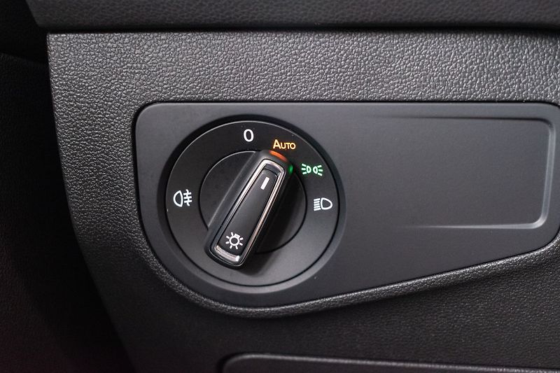 Volkswagen Tiguan 2.0TDI ACC*LED*VIRTUAL*DPH* - fotka 16 z 41