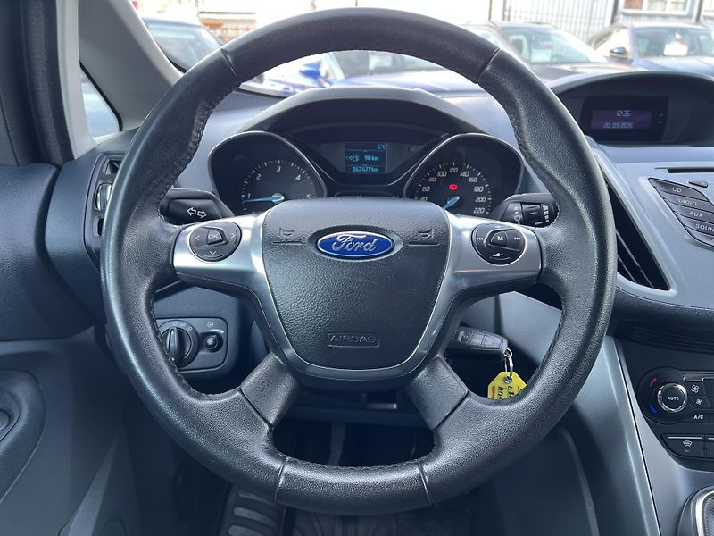 Ford C-MAX Ghia 1.6TDCi KLIMA PŮVOD ČR - fotka 14 z 35