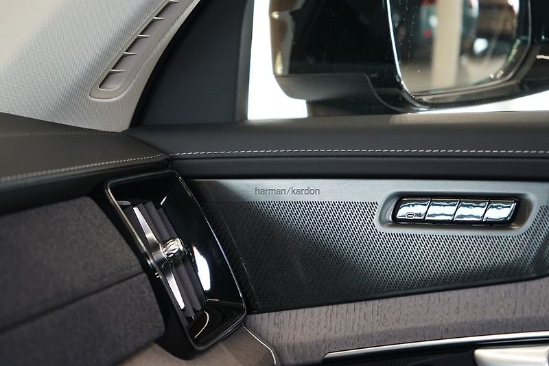 Volvo XC90 B5 PLUS Bright, Vzduch, 360° - fotka 42 z 50
