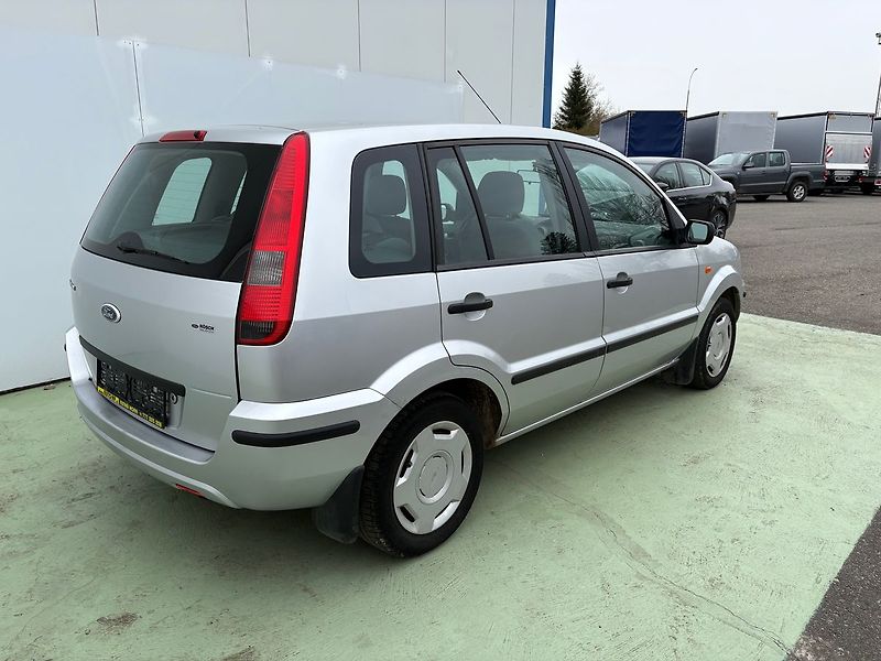 Ford Fusion 1.6i, 74kW, Klima - fotka 2 z 15