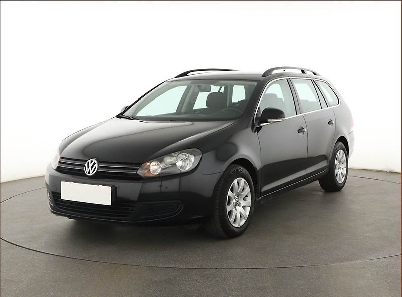 Volkswagen Golf (2010) 1.6 TDI, po STK, servisované - fotka 2 z 13