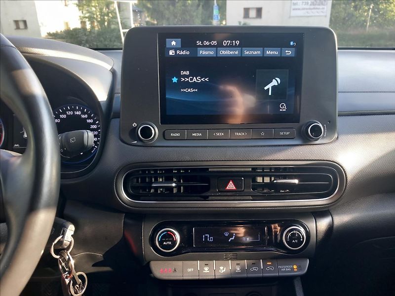 Hyundai Kona 1,0 TGDI SMART, tažné zař. - fotka 7 z 25