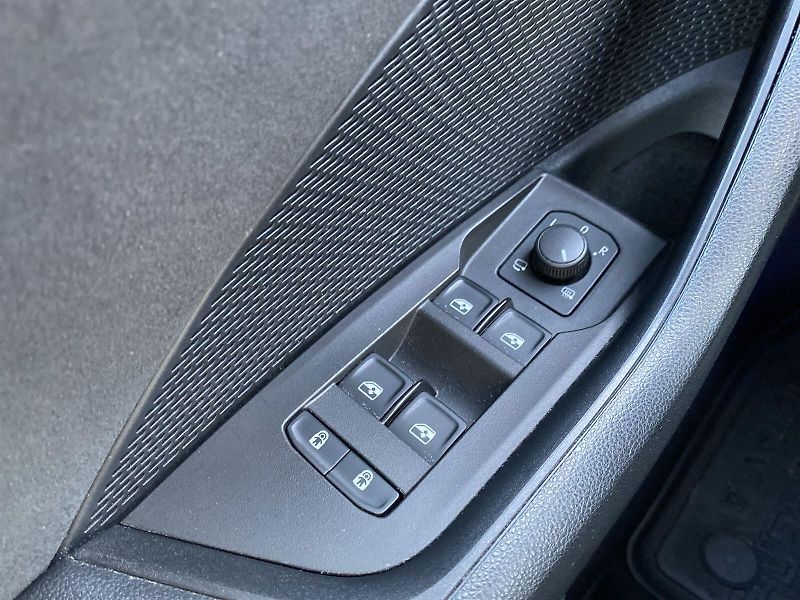 Škoda Octavia (2022) Combi 2.0 TDI 4x4 DSG RS - fotka 12 z 35