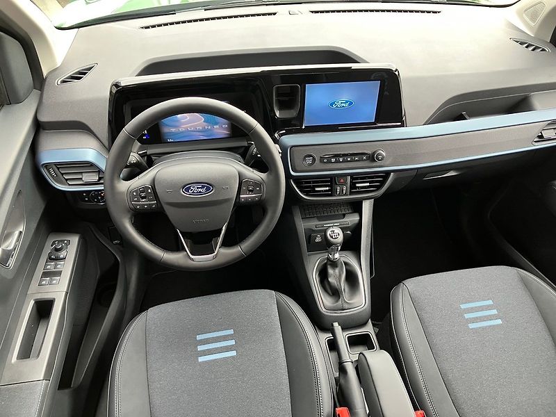 Ford Tourneo Courier (2026) Active, Tourneo, 1.0 EcoBoost - fotka 9 z 33