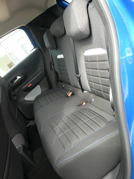 Citroën C3 (2026) PLUS Turbo 100k Manual - fotka 10 z 20