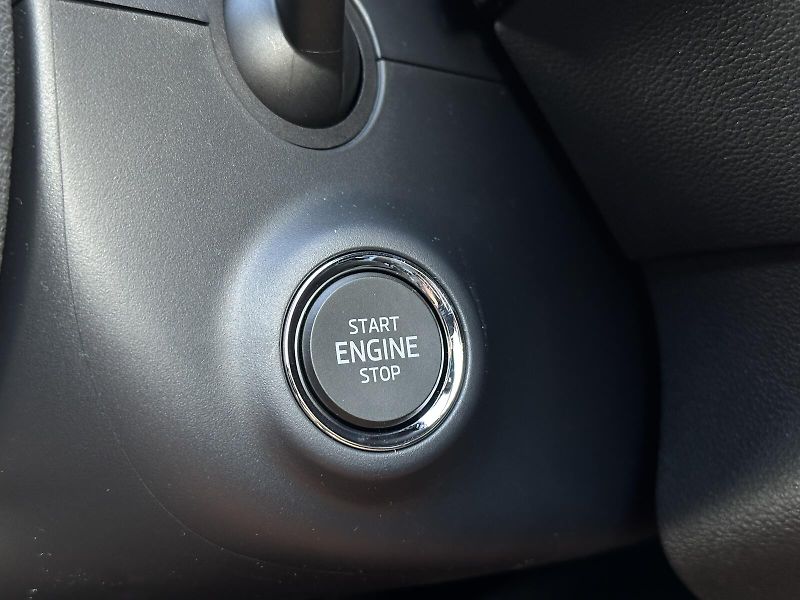 Škoda Karoq 1.5TSi DSG 150PS Sportline Mat - fotka 16 z 46