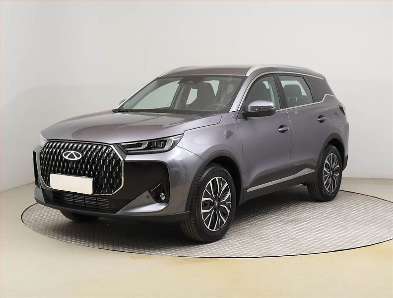 Chery Tiggo 7 (2026) 1.6 TGDI, LUXURY, Ad. tempomat - fotka 2 z 32