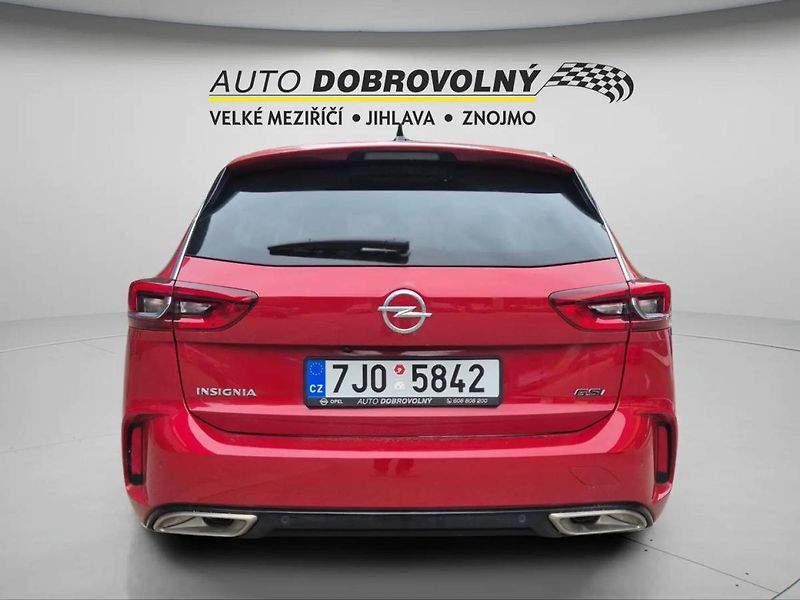 Opel Insignia GSi Sports Tourer F 2.0 SHT & - fotka 6 z 49