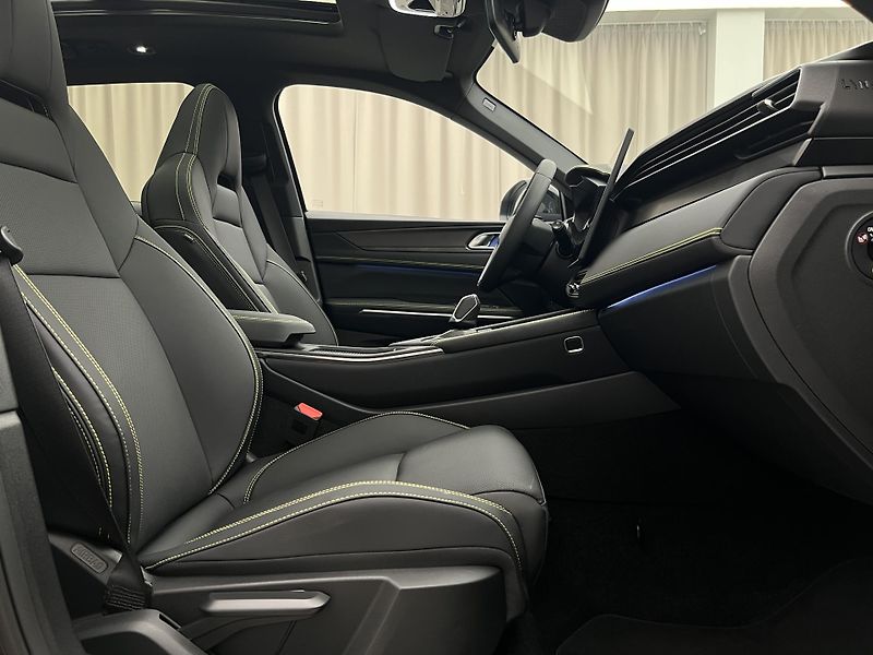 Lynk & Co 01 MORE PHEV AUT CZ 1.maj - fotka 18 z 52