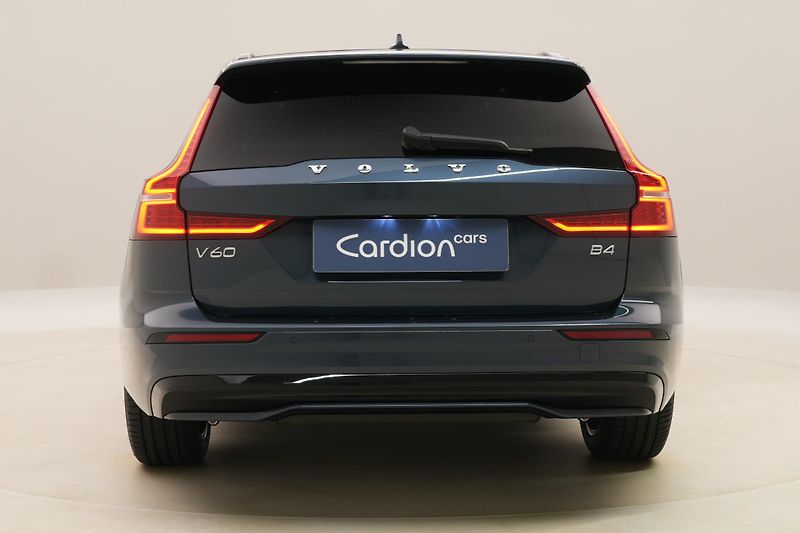 Volvo V60 (2026) B4 AUT DARK PLUS - fotka 11 z 57