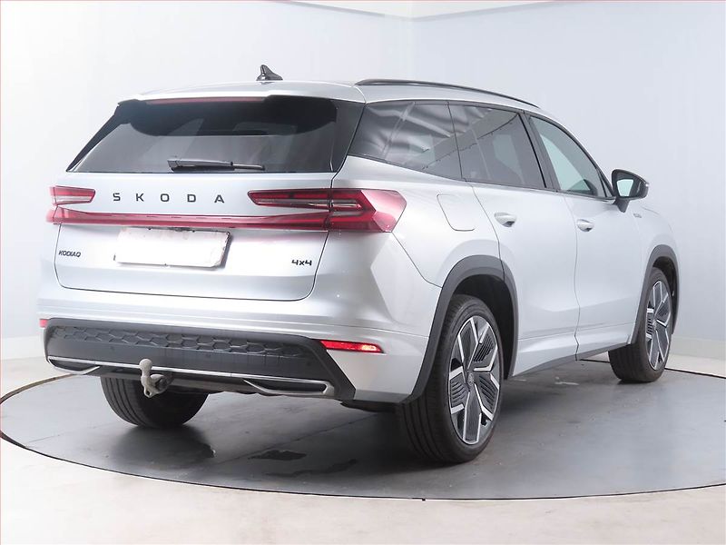 Škoda Kodiaq (2025) 2.0 TDI, SPORTLINE, 7 MÍST - fotka 5 z 20