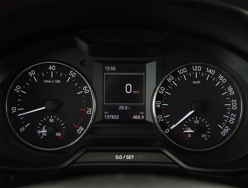 Škoda Octavia (2013) 1.4 TSI, Serv.kniha, Tempomat - fotka 8 z 16