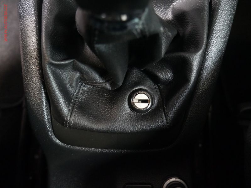 Škoda Yeti (2014) 2.0 TDi, ČR, Outdoor, TZ - fotka 16 z 18