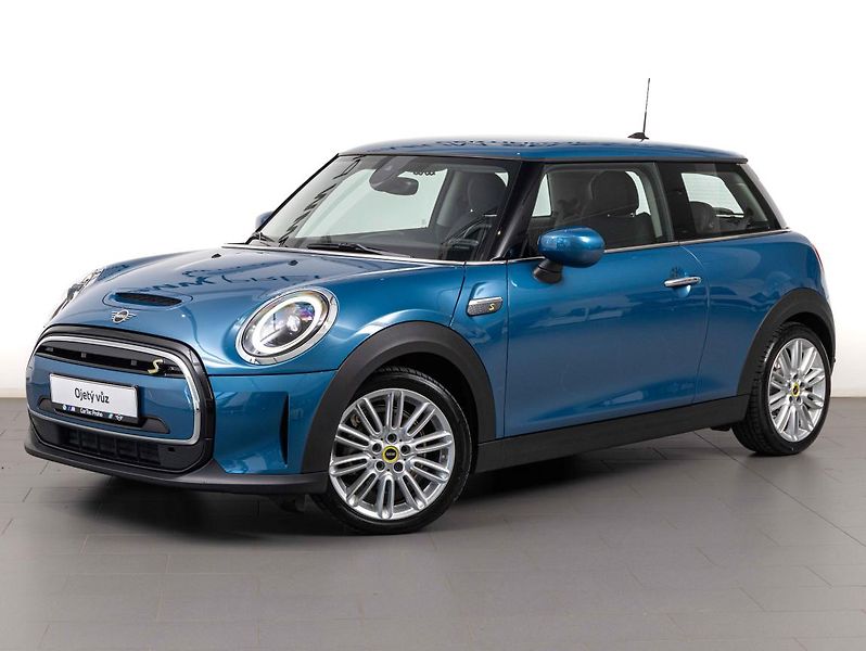 Mini Cooper SE - fotografie inzerátu
