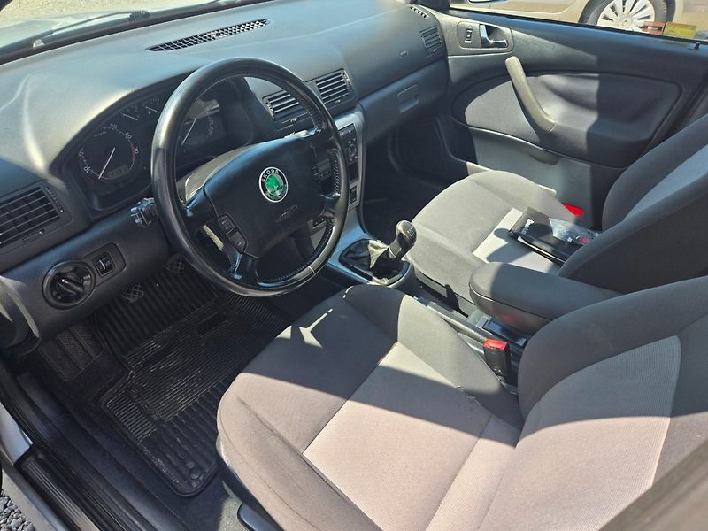 Škoda Octavia (2002) 1.8 TURBO Rozvody,Nová STK - fotka 8 z 27
