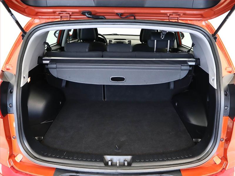 Kia Sportage (2012) 1.6 GDI, Serv.kniha, Tempomat - fotka 11 z 14