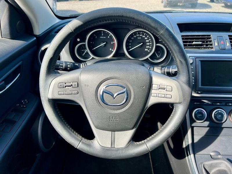Mazda 6 (2008) 2.0d 103 kW - fotka 12 z 19