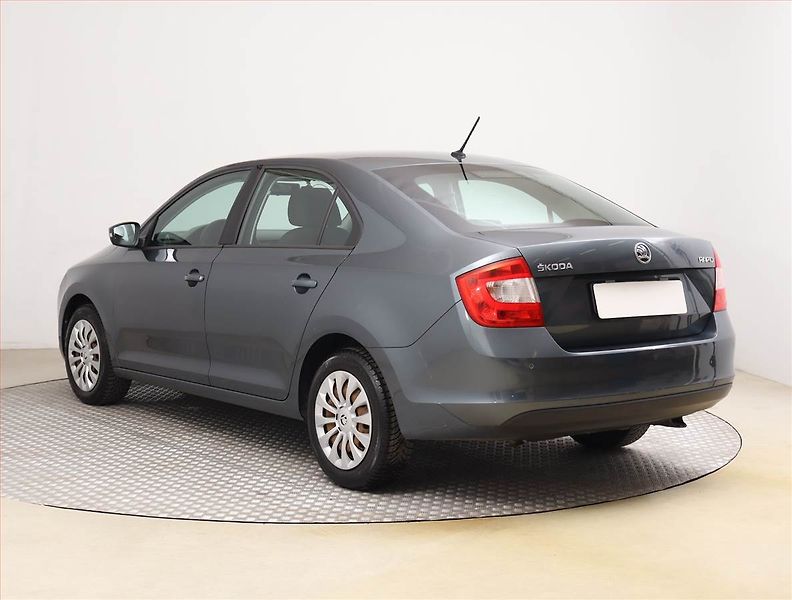 Škoda Rapid (2015) Ambition 1.2 TSI - fotka 4 z 18