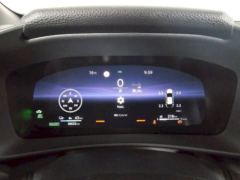 Toyota C-HR (2025) 2.0 164kW PHEV CVT Comfort PLU - fotka 15 z 29