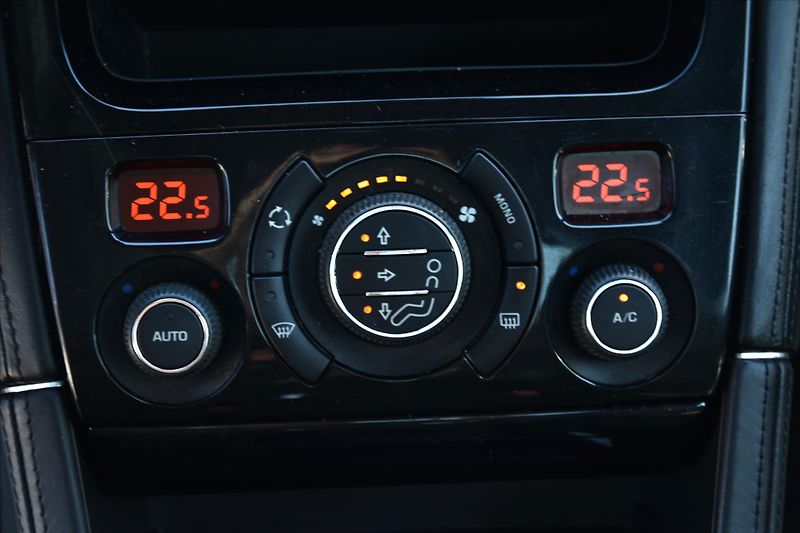 Peugeot RCZ 1.6i 147kW SERVIS.KNIHA ČR - fotka 18 z 25